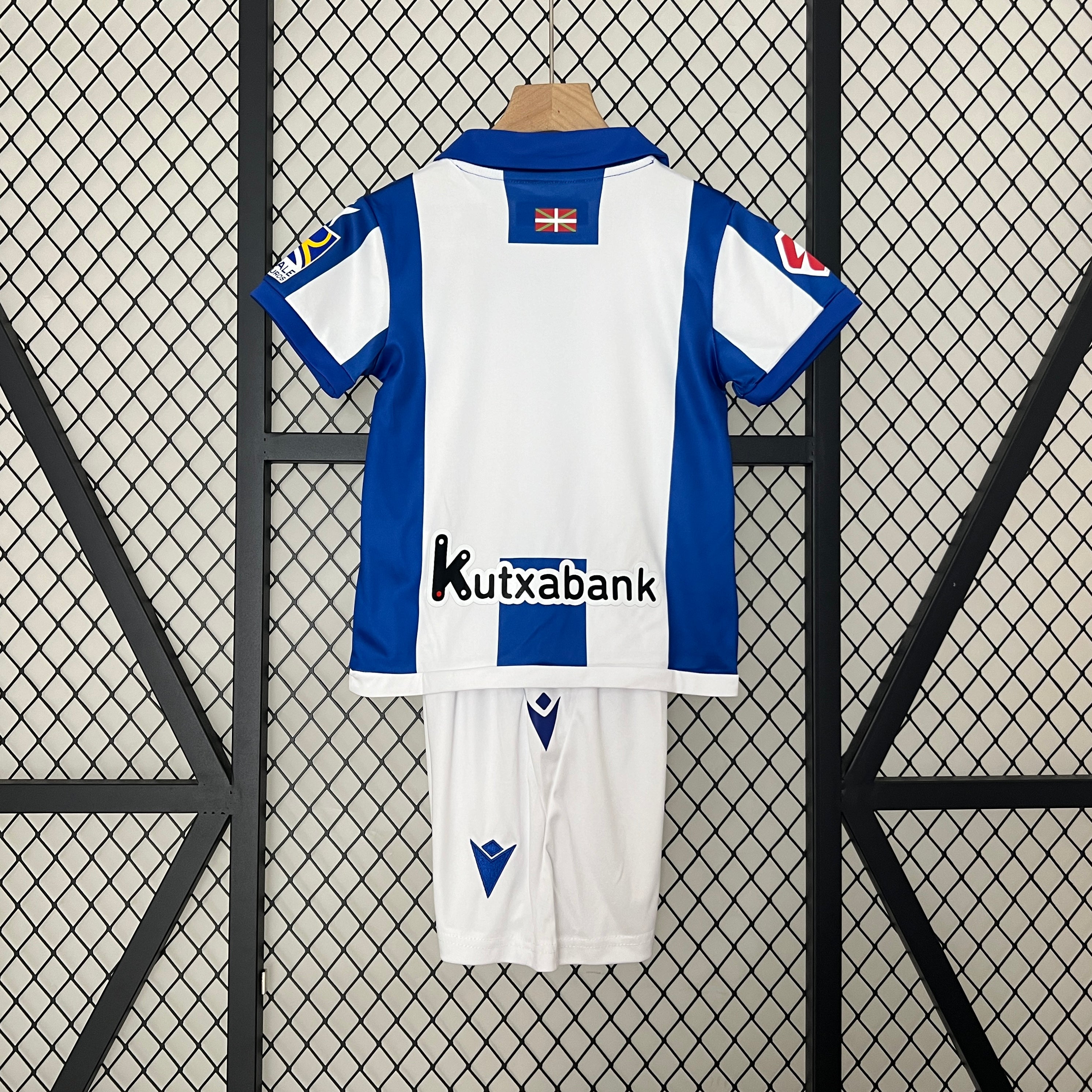 kit 24/25  Real Sociedad home