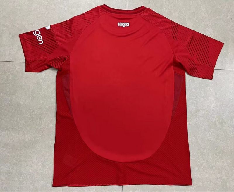 Camiseta 24-25 Nottingham Forest home