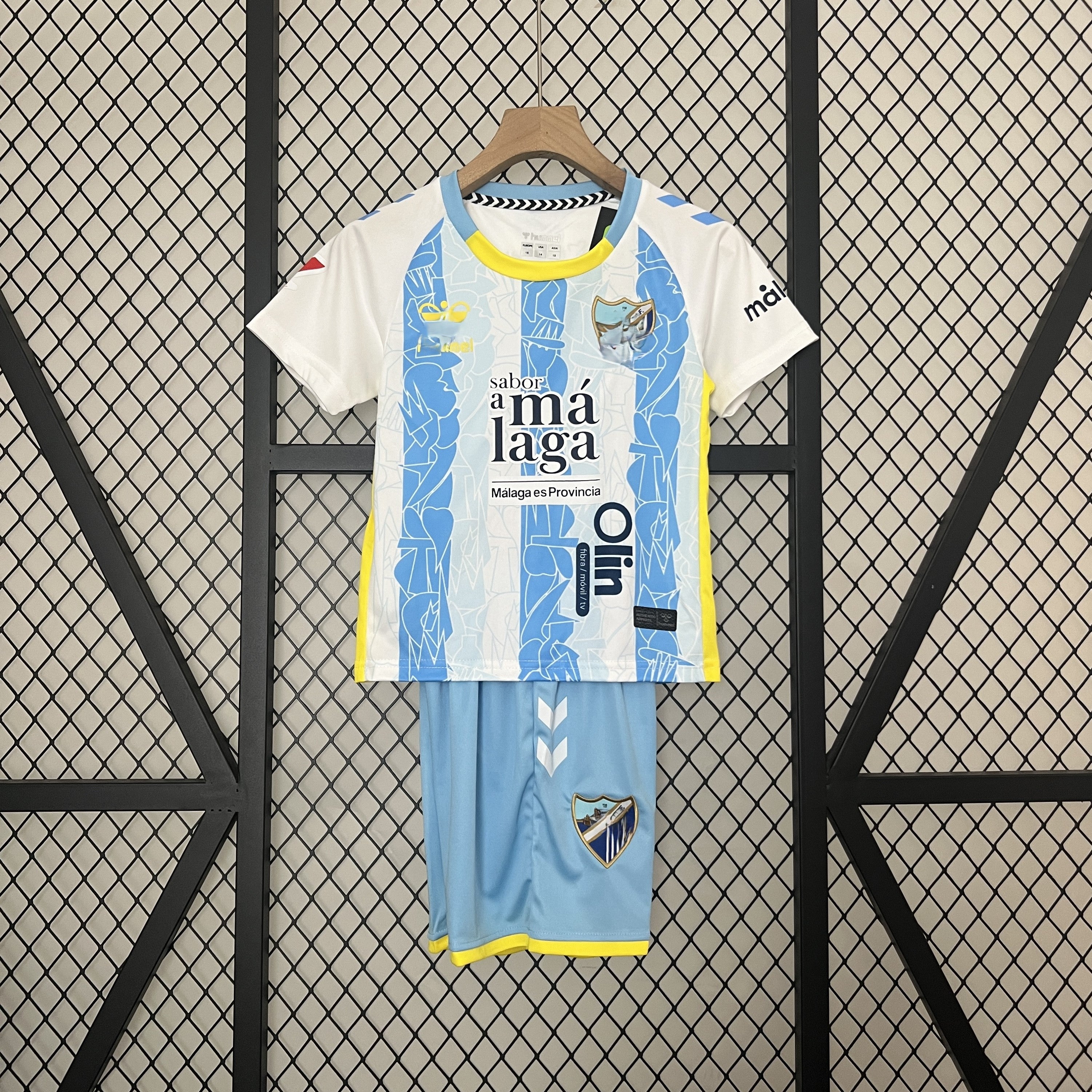 Kit 24/25 Kids Malaga Home