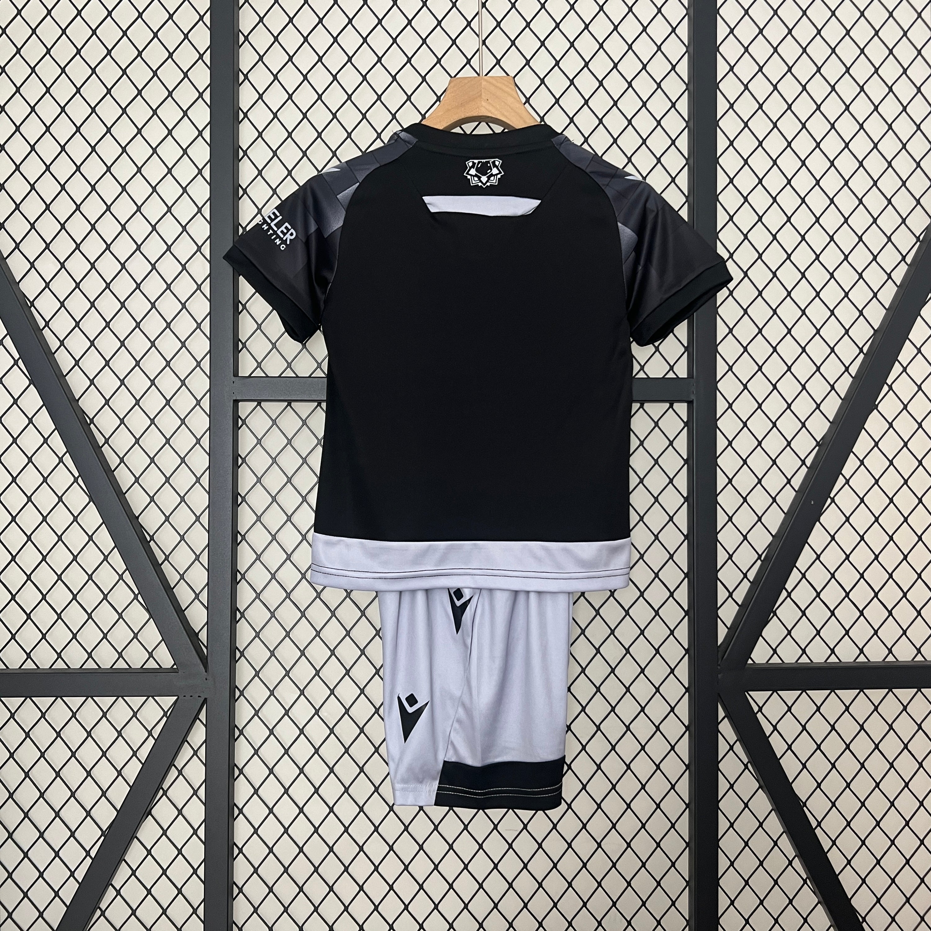 24/25 Kit Osasuna Third away