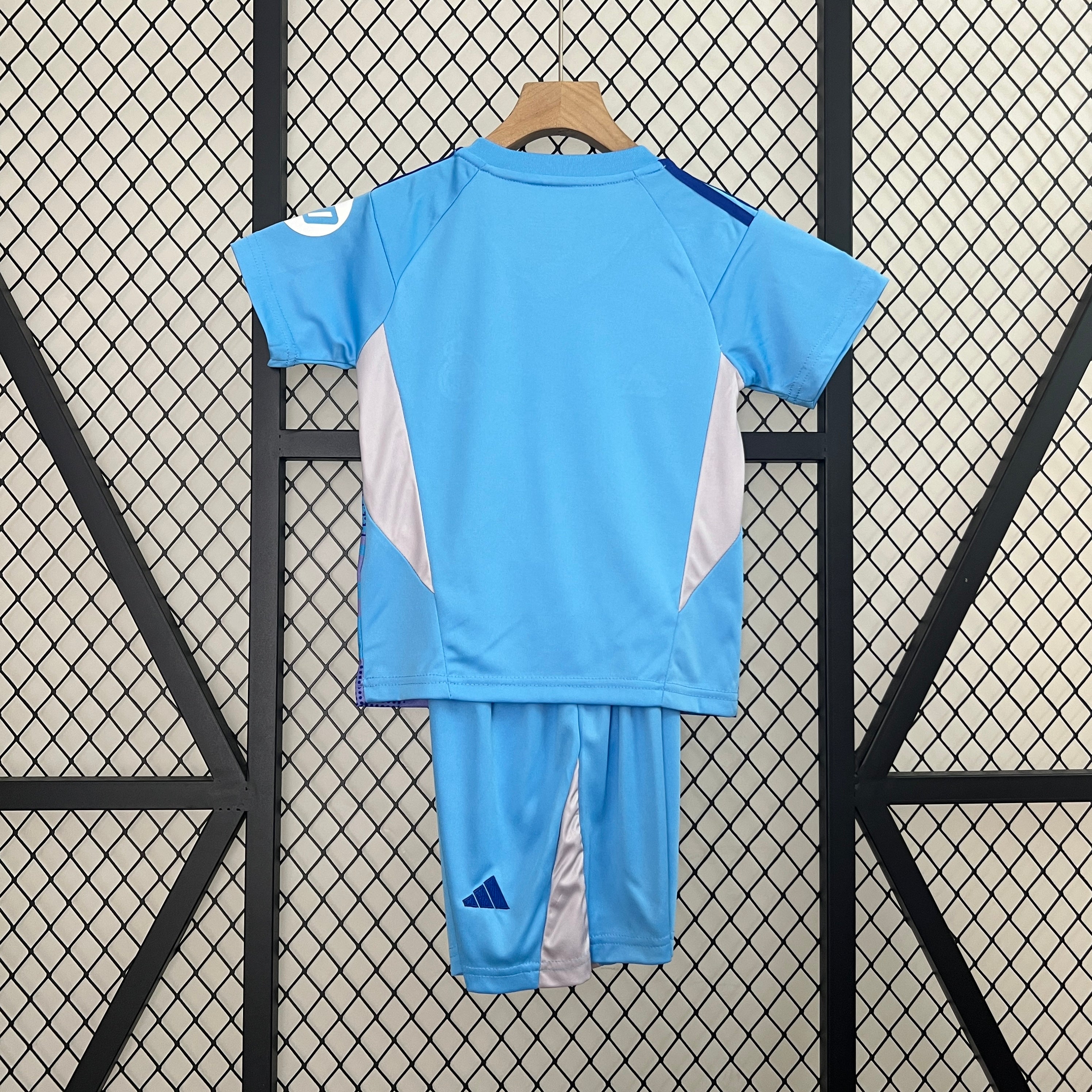 KIT 24/25 Goalkeeper Real Madrid Blue