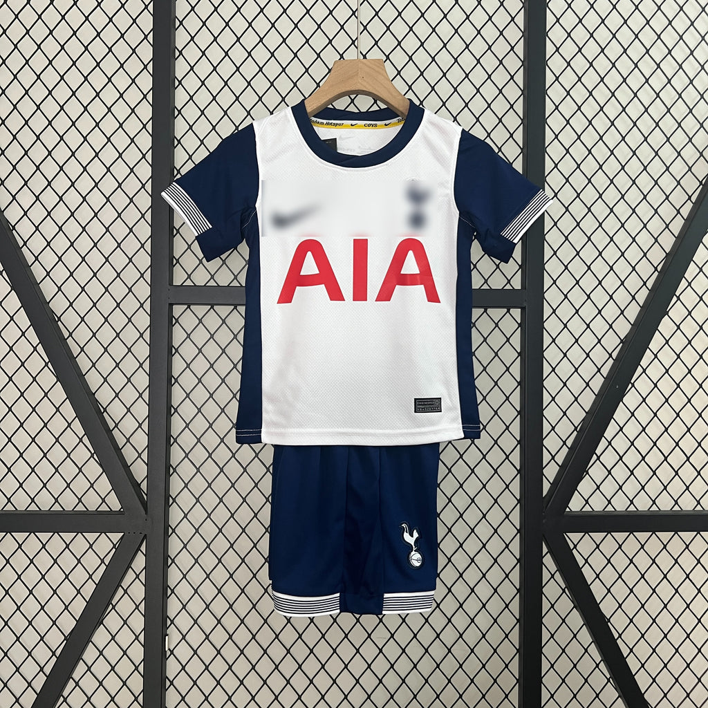 kit 24/25 Tottenham home